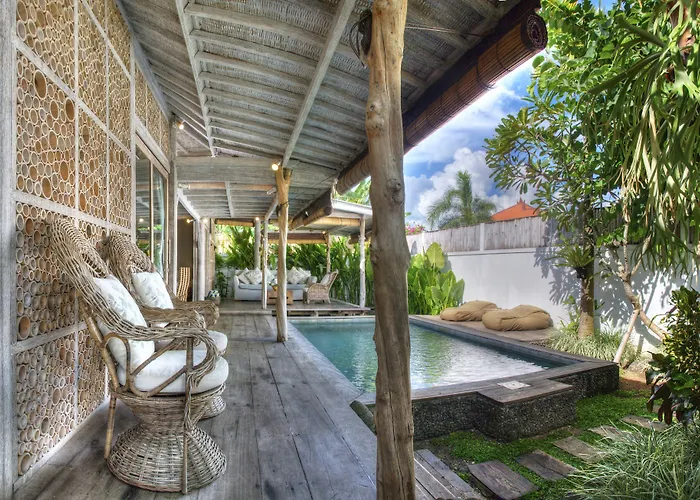 Villa Layla - Charming 2br In Oberoi - Prime Location! Seminyak (Bali)