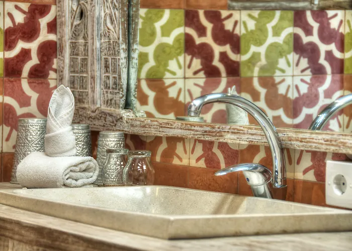Layla - Charming 2br In Oberoi - Prime Location! Villa *