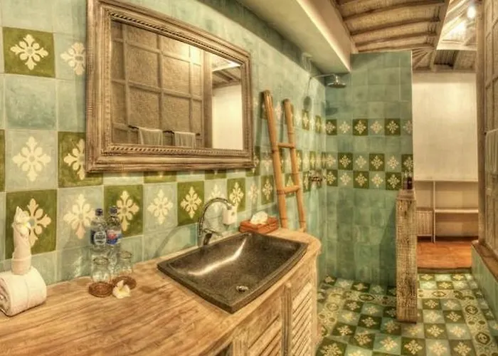 Layla - Charming 2br In Oberoi - Prime Location! *