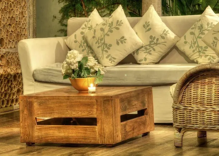 Villa Layla - Charming 2br In Oberoi - Prime Location! *
